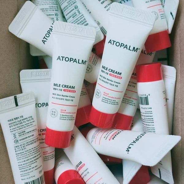 Крем заспокійливий та зволожувальний в тубі Atopalm MLE Cream 65 ml Tube Type МО-1780 фото