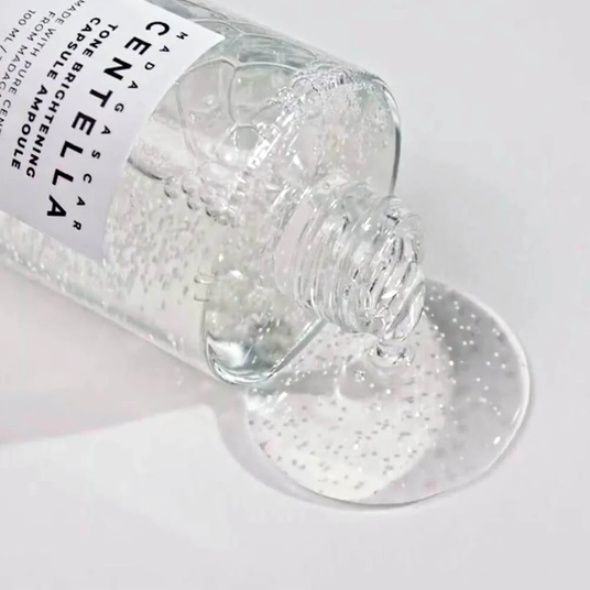Осветительная ампула с экстрактом центеллы и ниацинамидом SKIN1004 Madagascar Centella Tone Brightening Capsule Ampoule M01332 фото