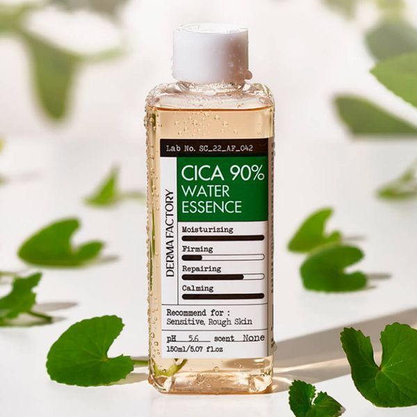 Успокаивающий тонер-эссенция с 90% центелла Derma Factory Cica 90% Water Essence M00227 фото