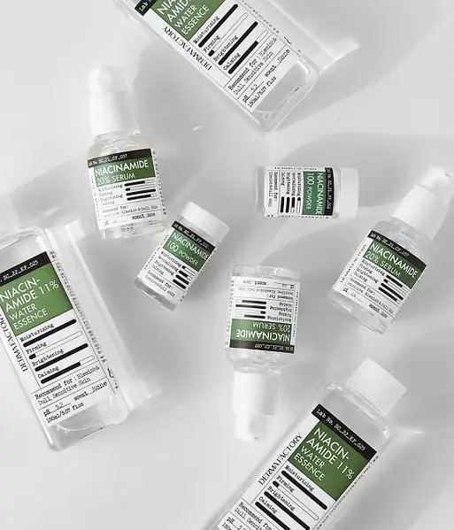 Сироватка для обличчя з ніацинамідом 20% Derma Factory Niacinamide 20% Serum, 30 мл M01245 фото