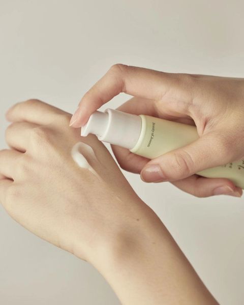 Осветляющая сыворотка с витамином С и центеллой азиатской BEAUTY OF JOSEON LIGHT ON SERUM CENTELLA + VITA C, 30 мл M00070 фото