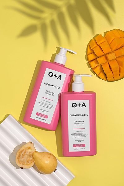Витаминизированное масло для душа Q+A Vitamin A.C.E Cleansing Shower Oil, 250 мл M00851 фото