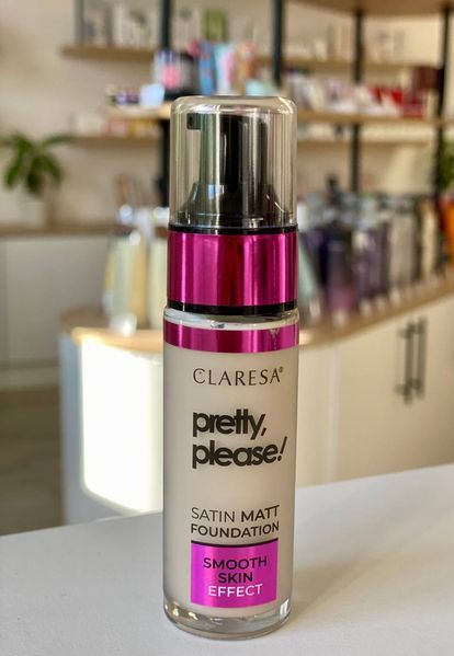 Тональна основа для обличчя Claresa Pretty, Please!Satin Matt Foundation 01 M00142 фото