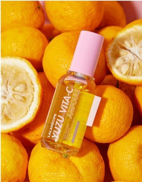 Освітлююча сироватка з ніацинамідом 5% і екстрактом юдзу  LALARECIPE Yuzu vita C Ampoule LR-0012 фото