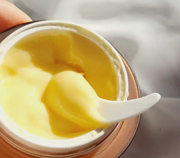 Зволожувальний крем з бакучіолом і вітамінами C та E THANK YOU FARMER BakuVita Barrier Cream 50 ml M00980 фото