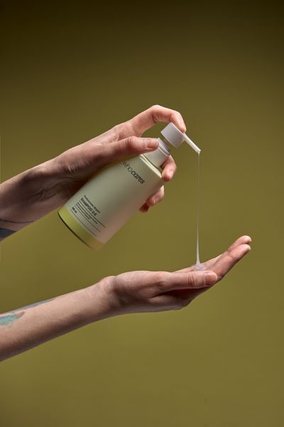 Шампунь для глибокого очищення шкіри голови whocares Shampoo 2.0 Fundamental Repair 300 ml МО-1756 фото