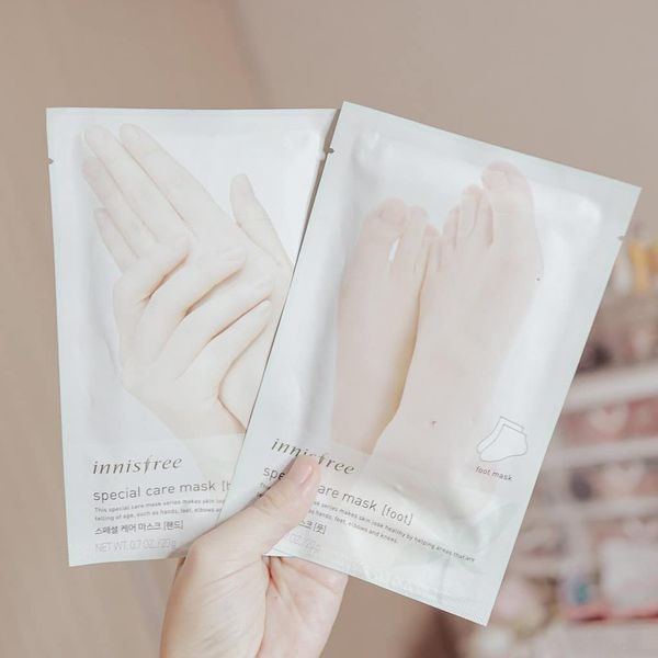 Увлажняющая маска-носки для ног Innisfree Special Care Foot Mask, 20ml M00402 фото