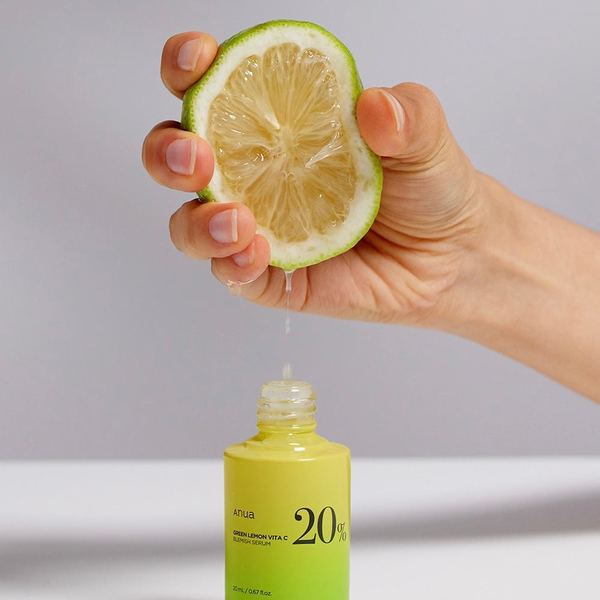 Освітлююча сироватка з вітаміном С NUA GREEN LEMON VITAMIN C BLEMISH SERUM M00036 фото